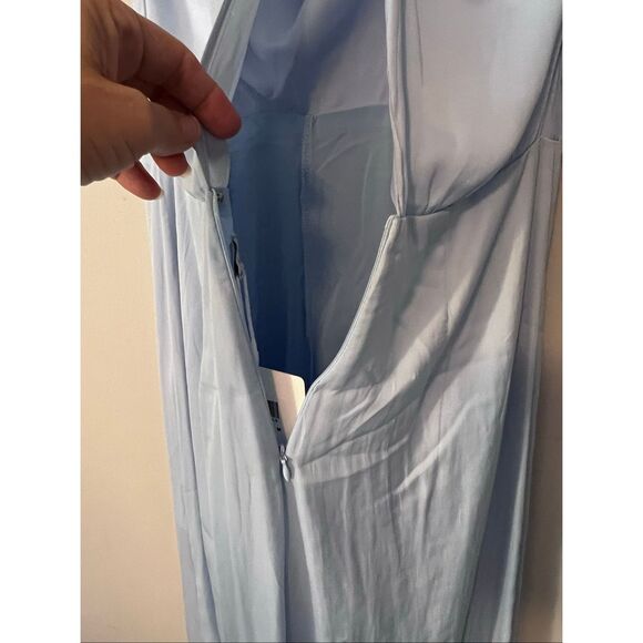 NWT Selfie Leslie Satin Like lLight Blue Jumpsuit - Picture 7 of 9